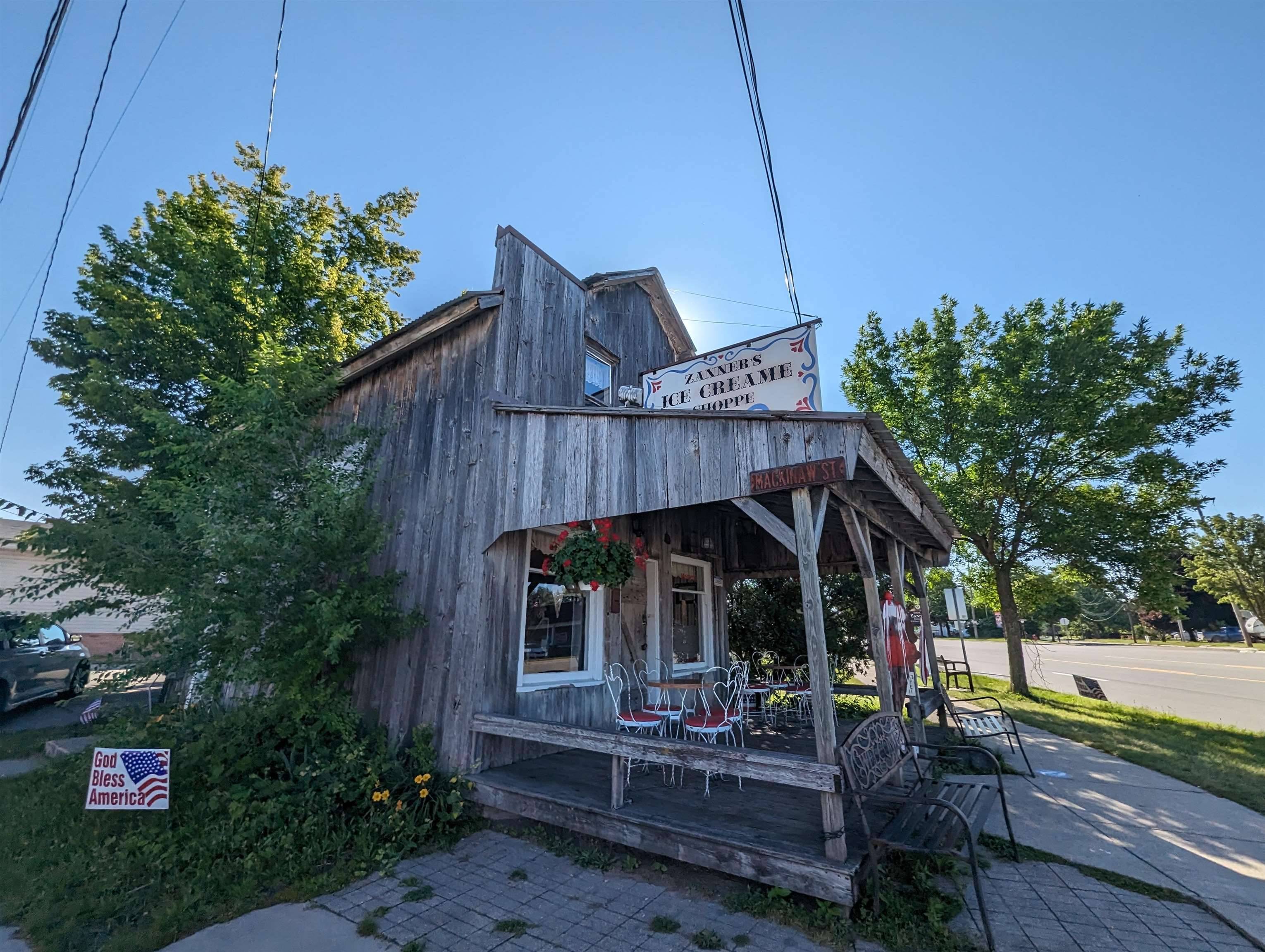 201 E Huron, Au Gres Twp, MI 48703