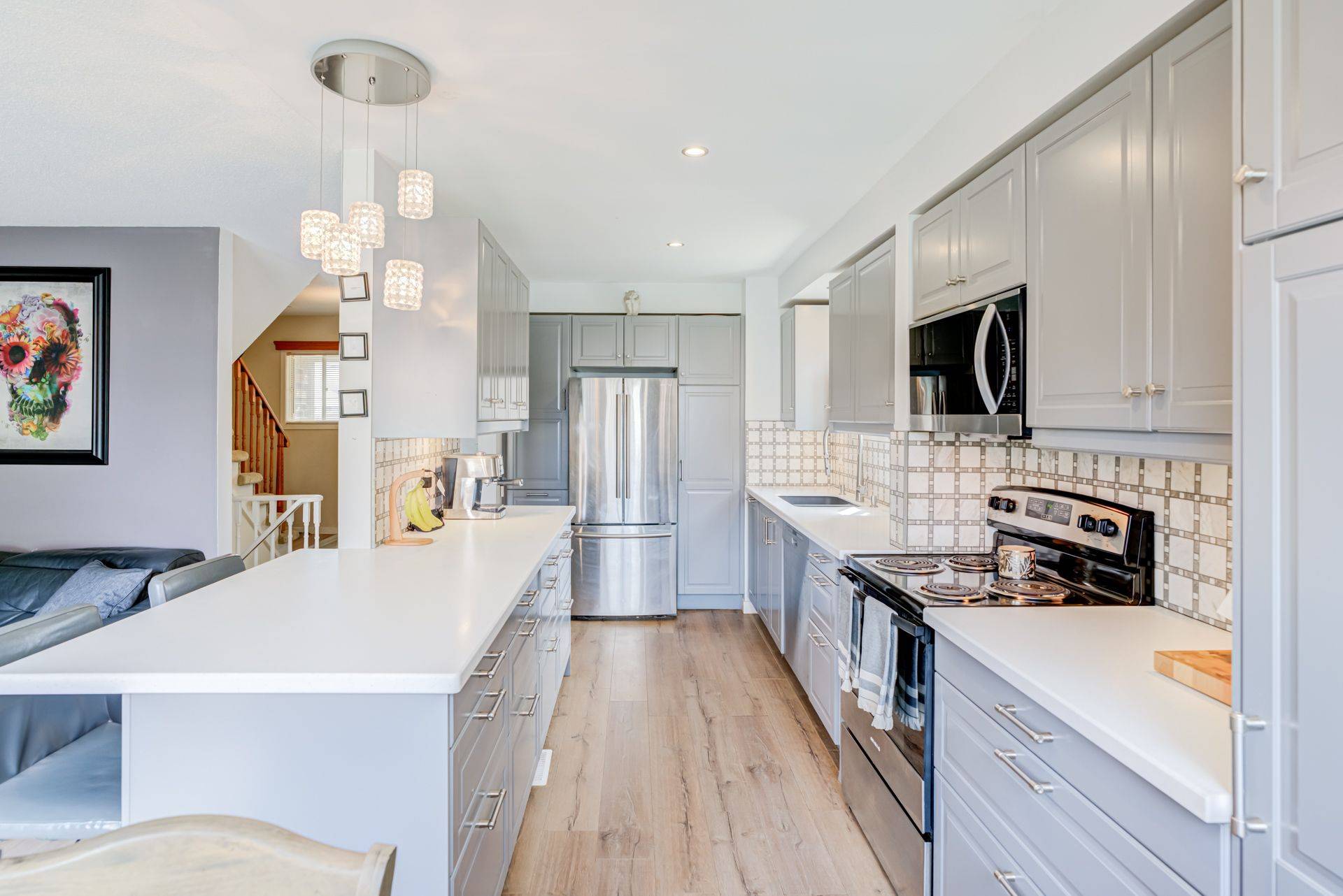 6 Hendley DR, Ajax, ON L1T 2C6