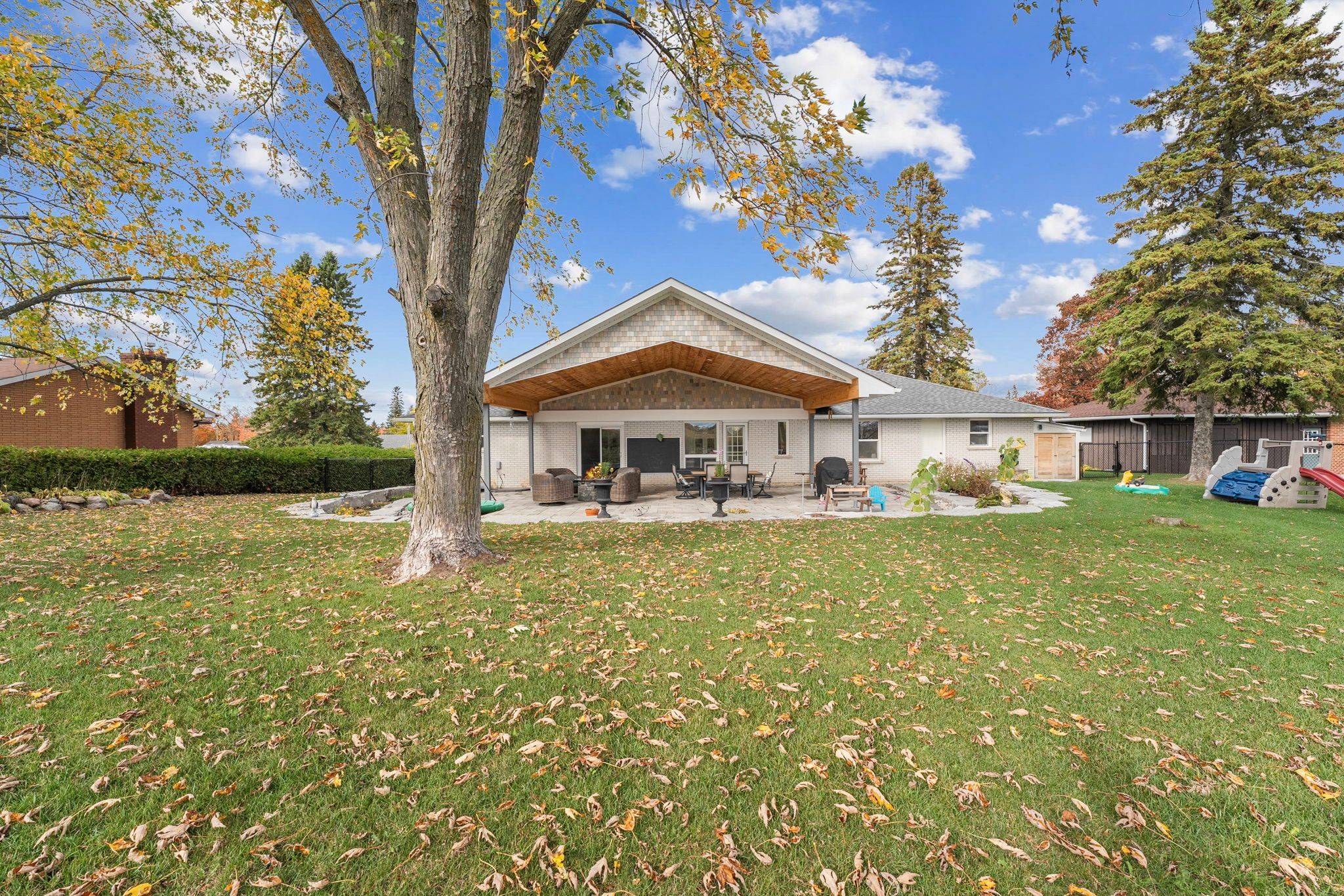 126 Park ST, Brock, ON L0E 1E0
