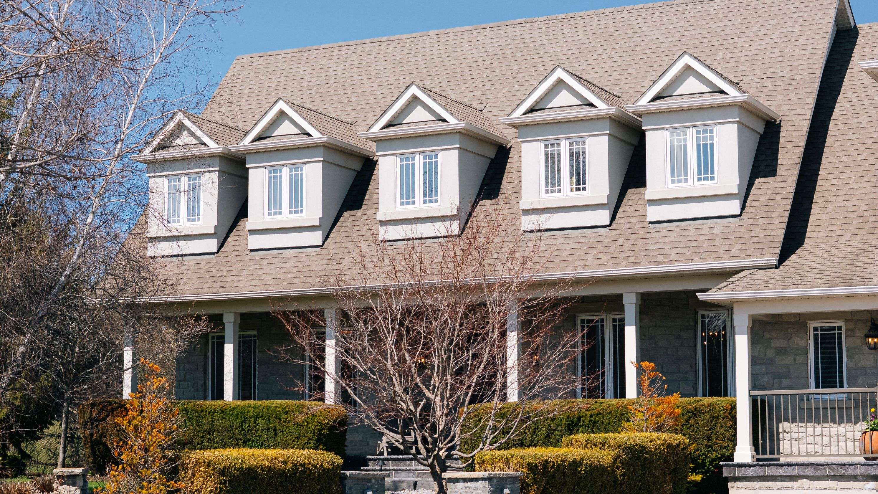 9 Black CT, Aurora, ON L4G 8A1