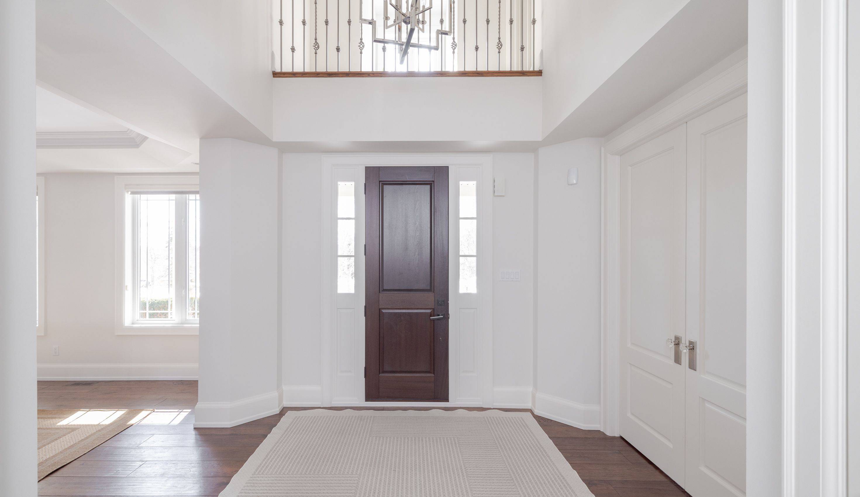 9 Black CT, Aurora, ON L4G 8A1