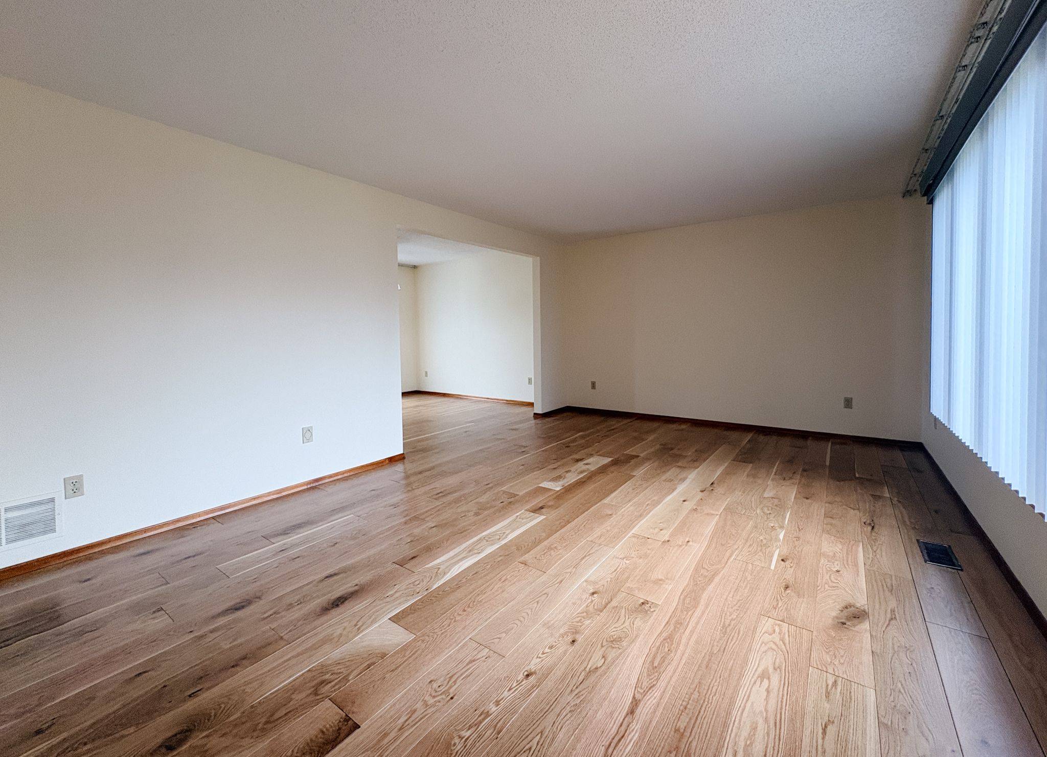 213 Sunnidale ST, Clearview, ON L0M 1S0