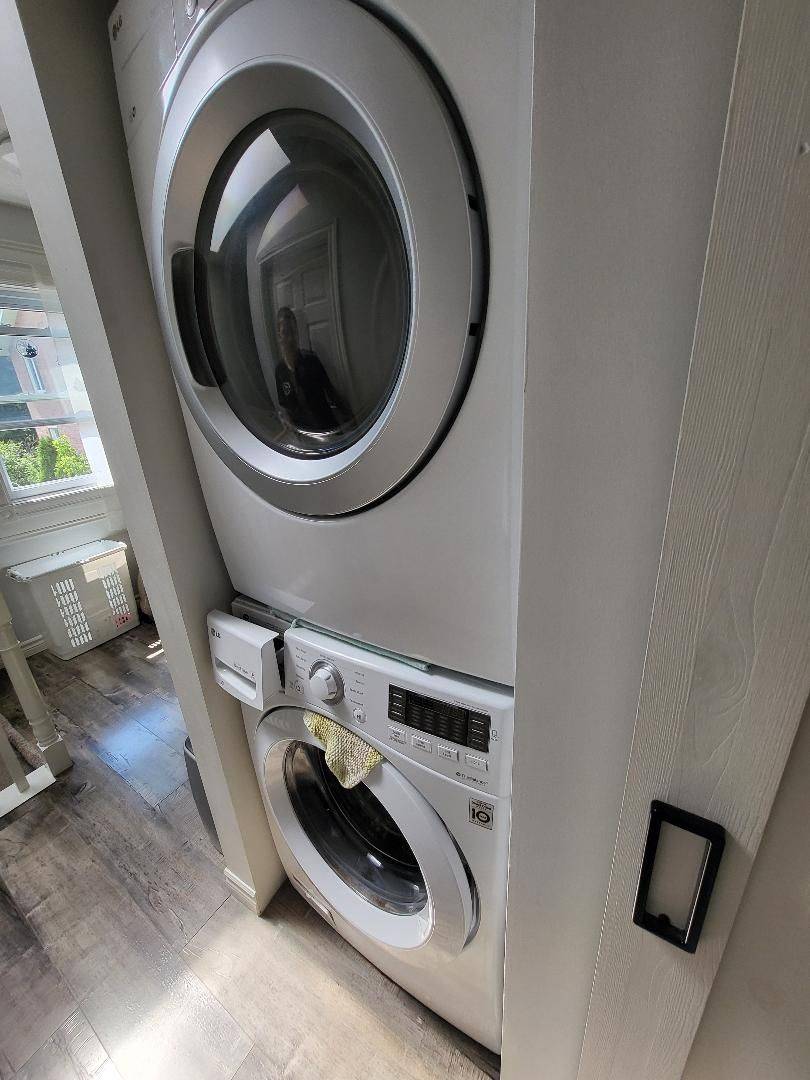 256 Dunlop ST W, Barrie, ON P0A 1C0