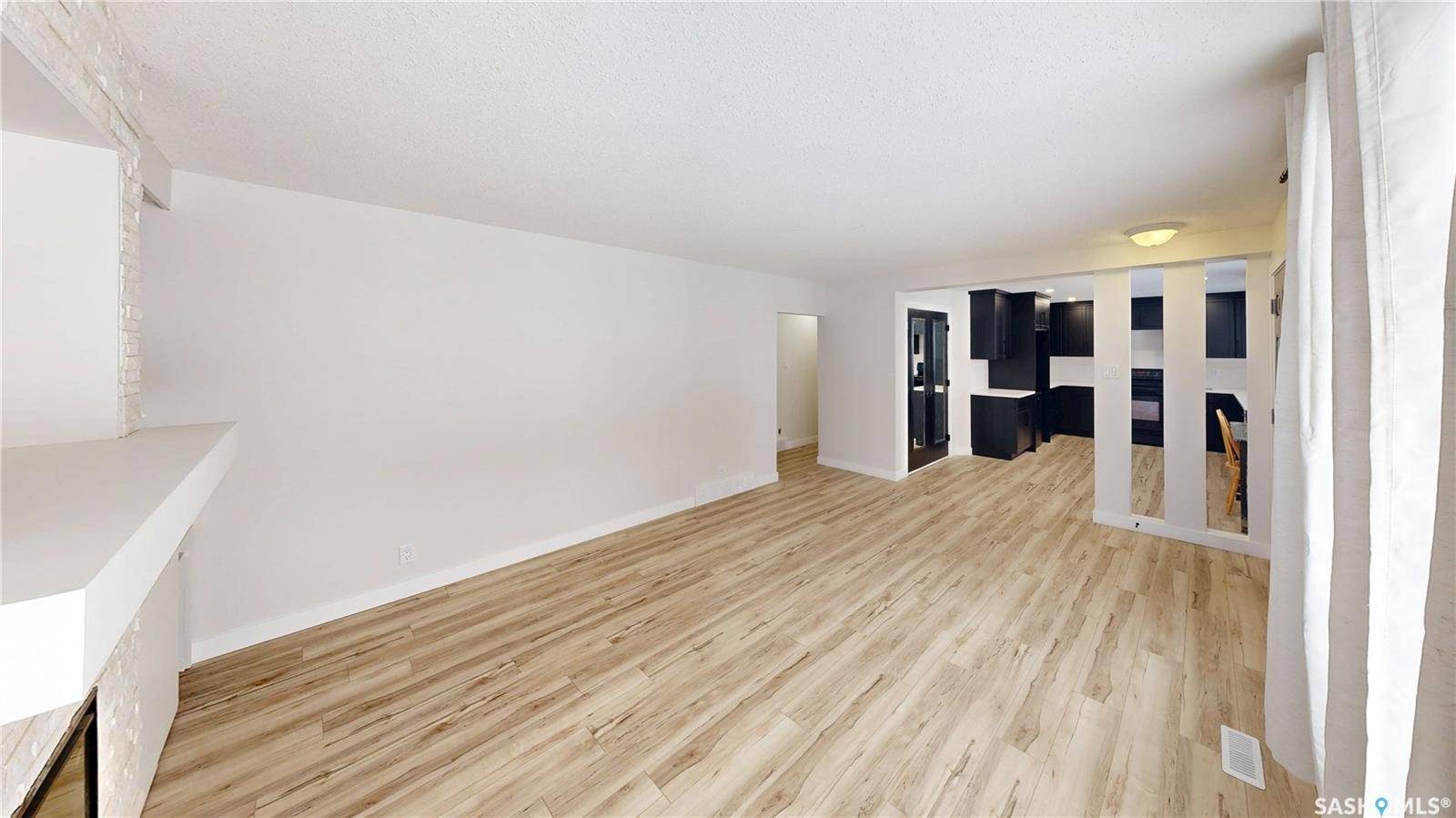 1511 8th AVENUE N, Regina, SK S4R 0G2