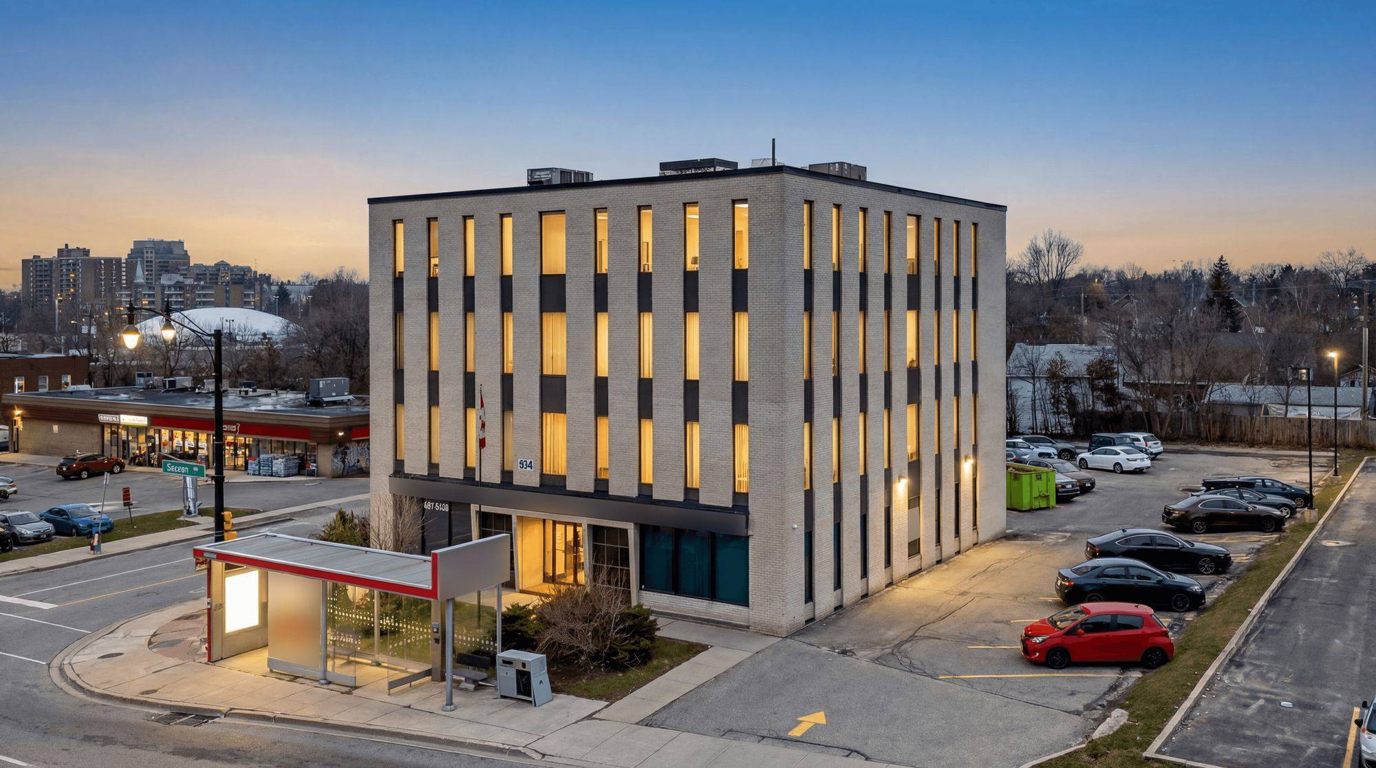 134 Queen ST E, Brampton, ON L6V 1B2