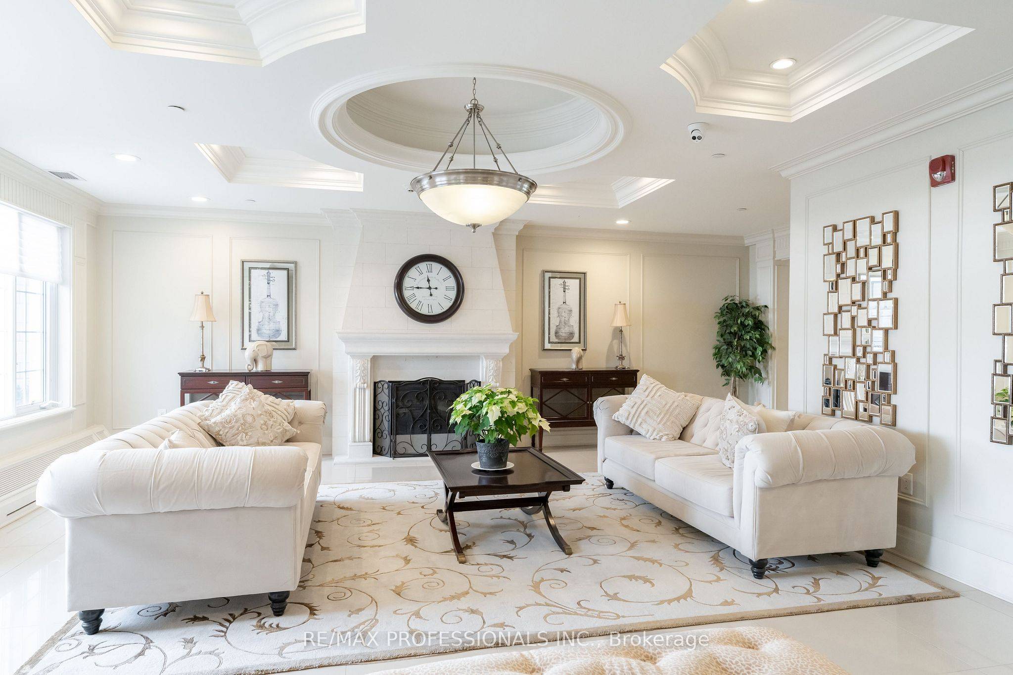 2300 Upper Middle RD #228, Oakville, ON L6M 0T4