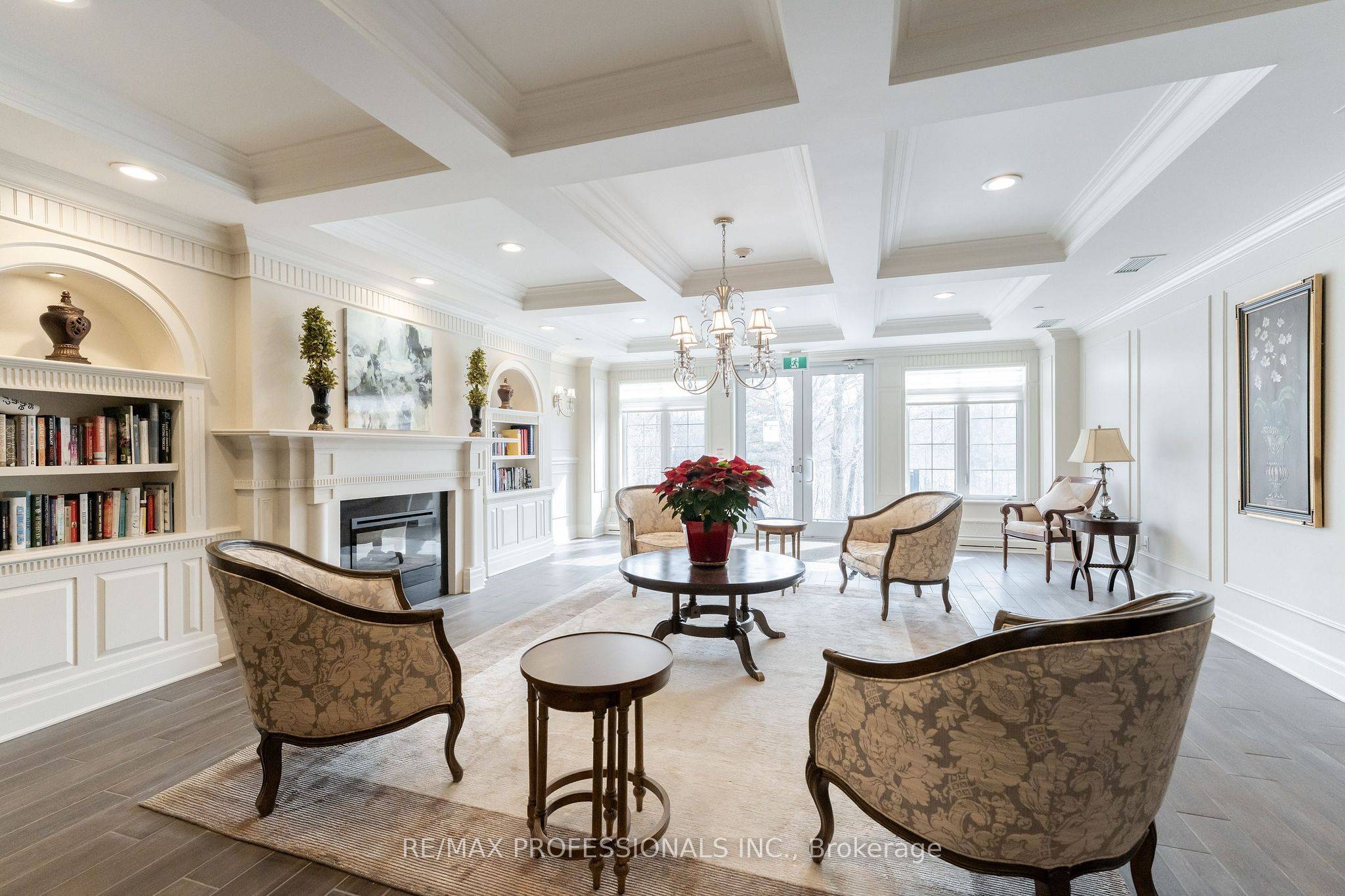 2300 Upper Middle RD #228, Oakville, ON L6M 0T4