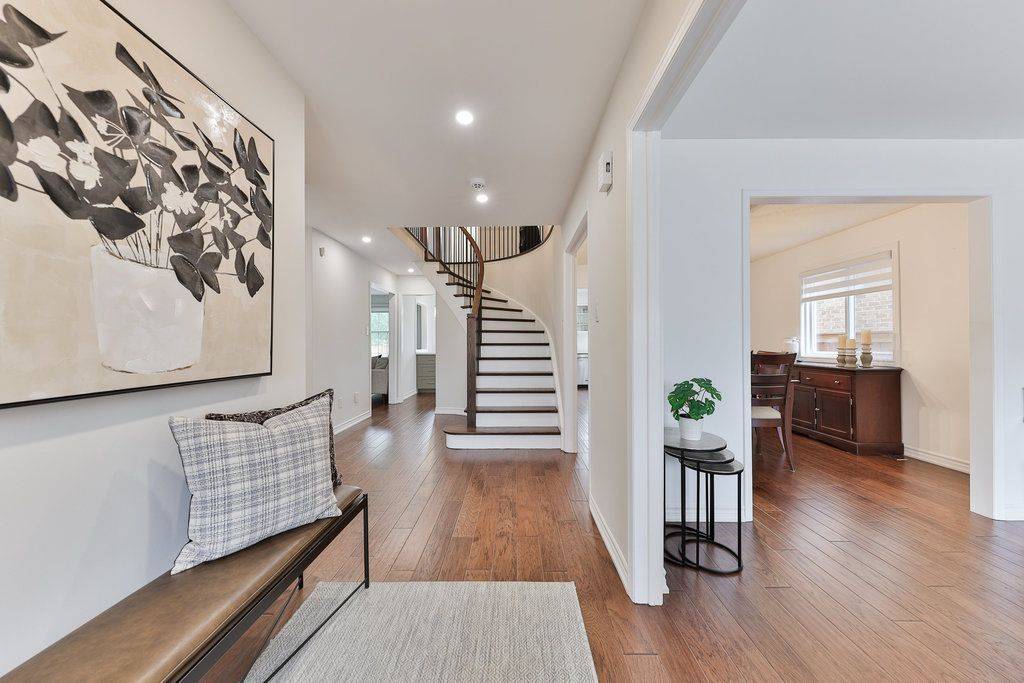 1531 Stoneybrook TRL, Oakville, ON L6M 2R4