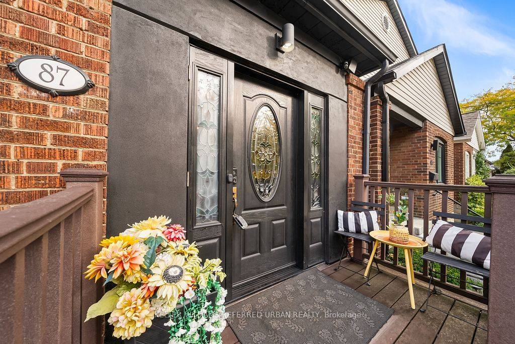 87 Fourth ST, Toronto W06, ON M8V 2Y4