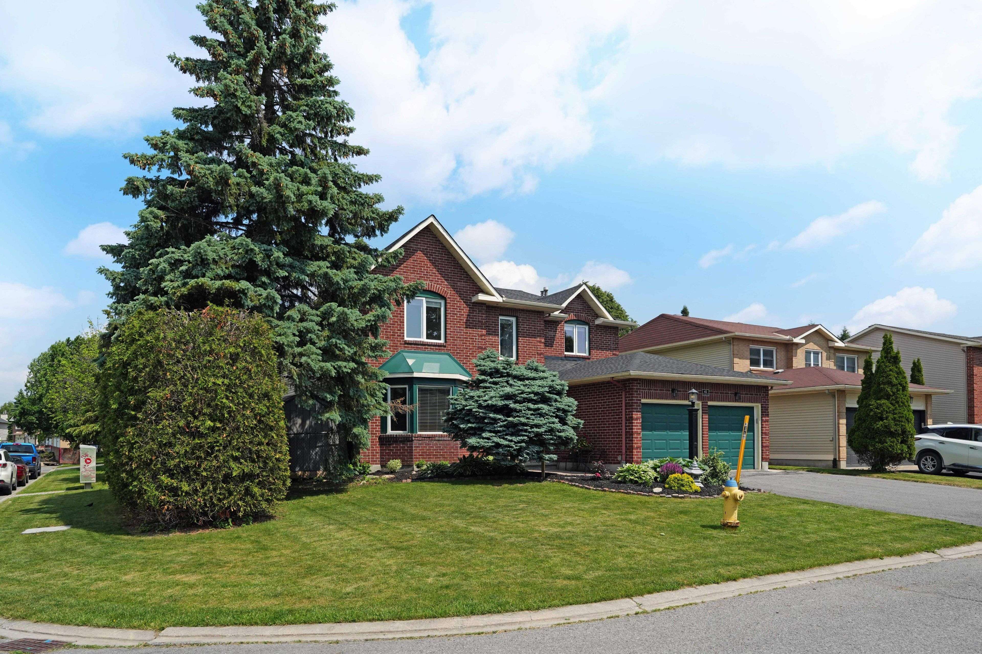 41 Framingham CRES, Barrhaven, ON K2J 3J4