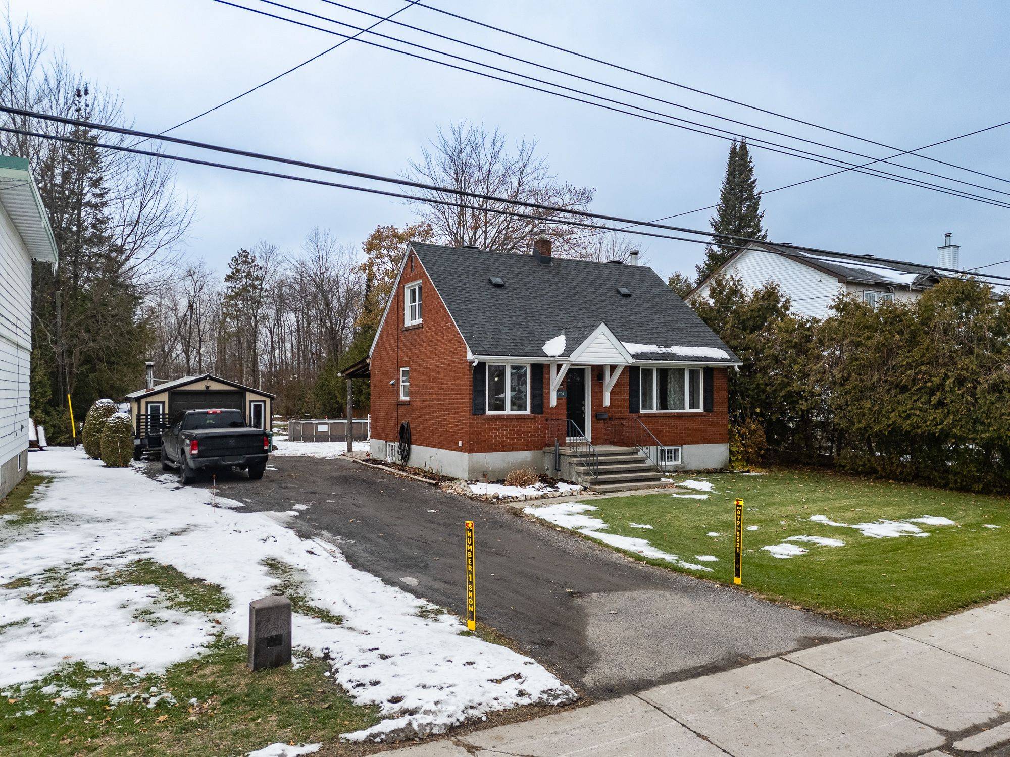 3794 Albion RD, Blossom Park - Airport And Area, ON K1T 1A5