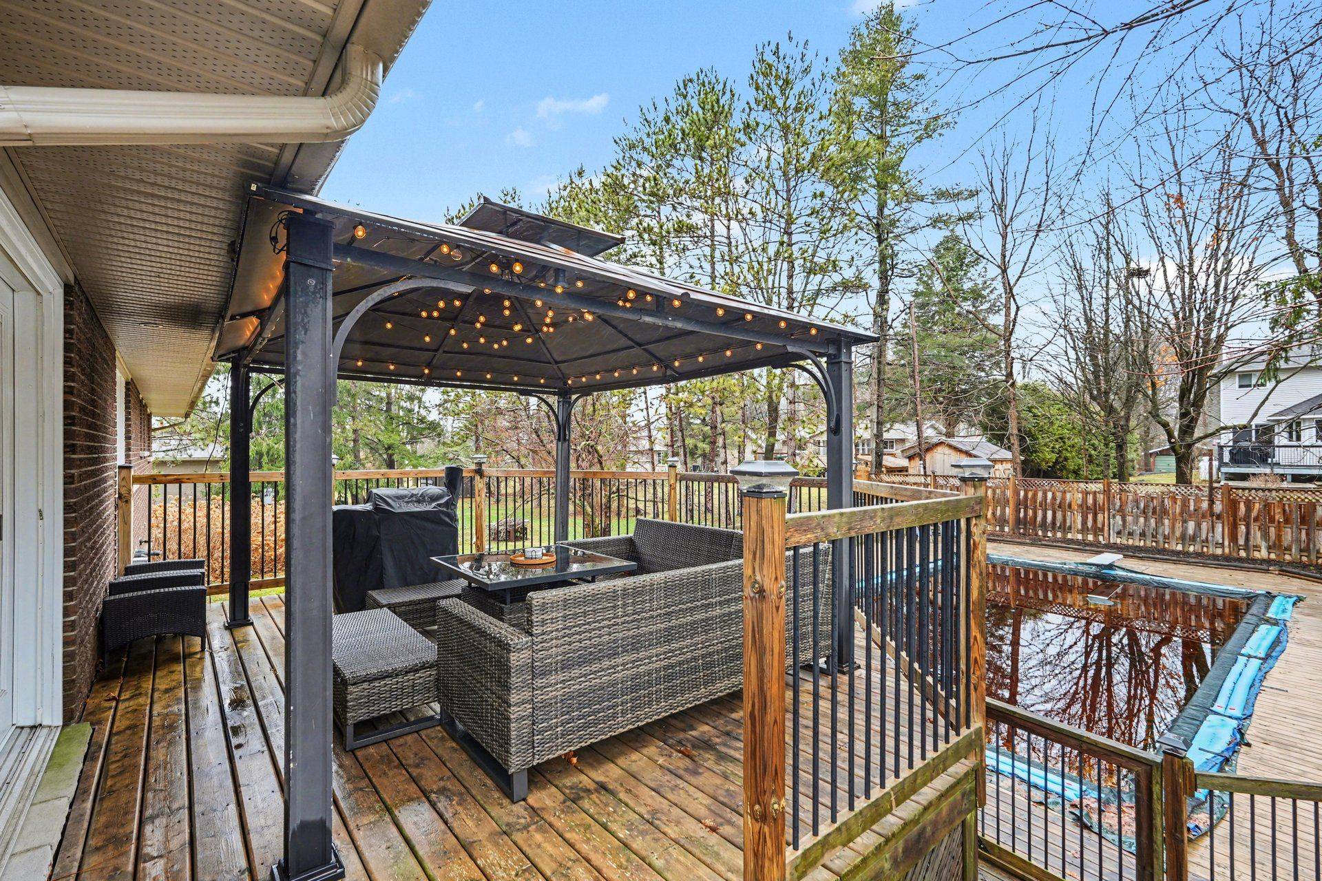 2518 Rideau Ferry RD, Drummond/north Elmsley, ON K7H 3C7