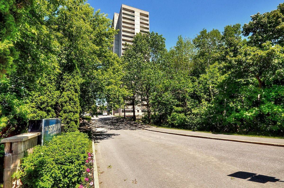 415 Greenview AVE #1609, Britannia - Lincoln Heights And Area, ON K2B 8G5