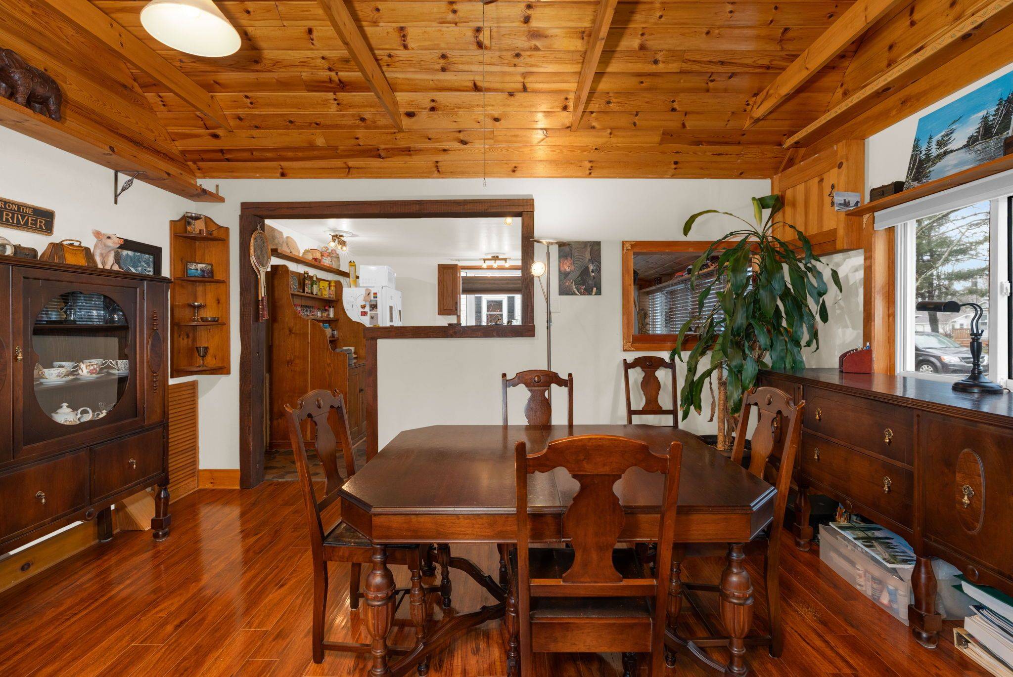 520 First ST N, Gravenhurst, ON P1P 1B9