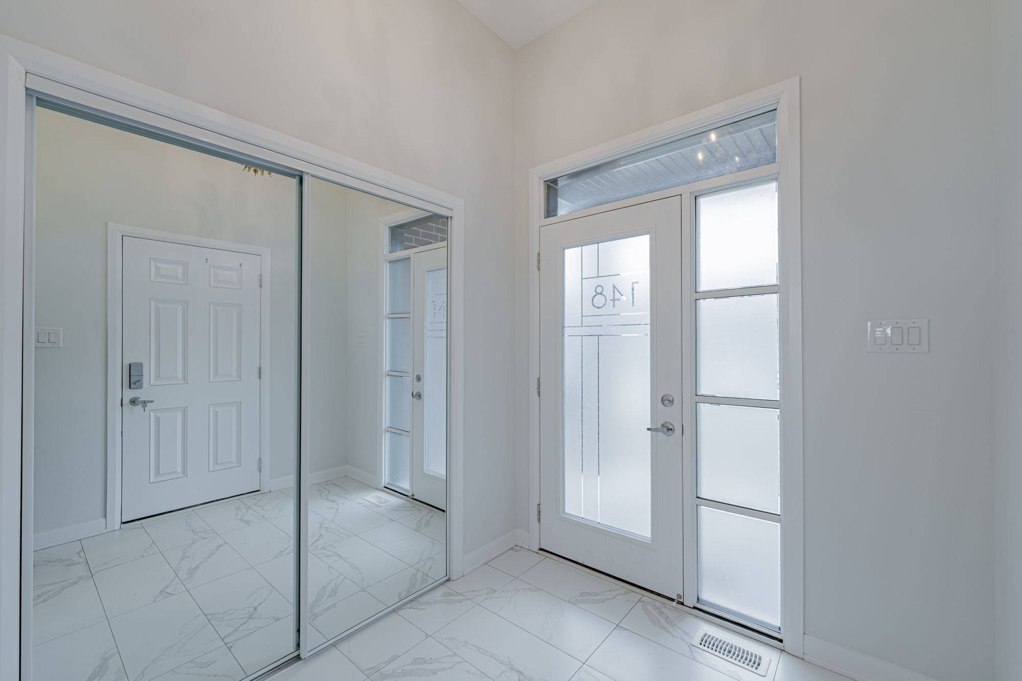 148 Namaste WALK, Barrhaven, ON K2J 6Z4