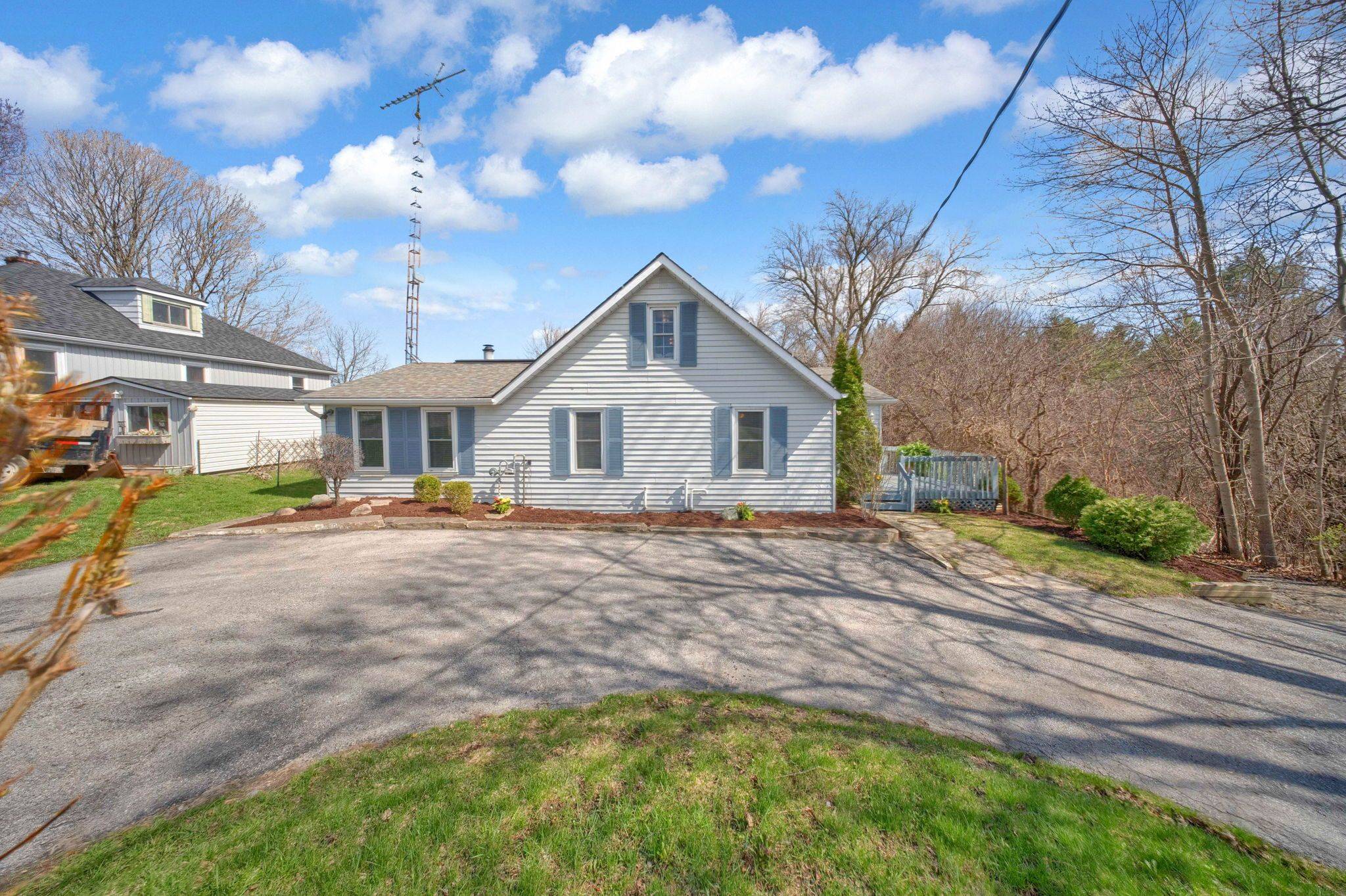 4155 County Road 45 RD, Hamilton Township, ON K9A 0X3