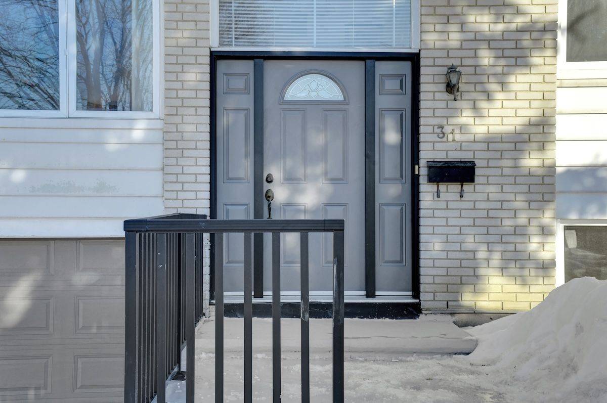 31 Bellfield ST, Crystal Bay - Rocky Point - Bayshore, ON K2B 6K7