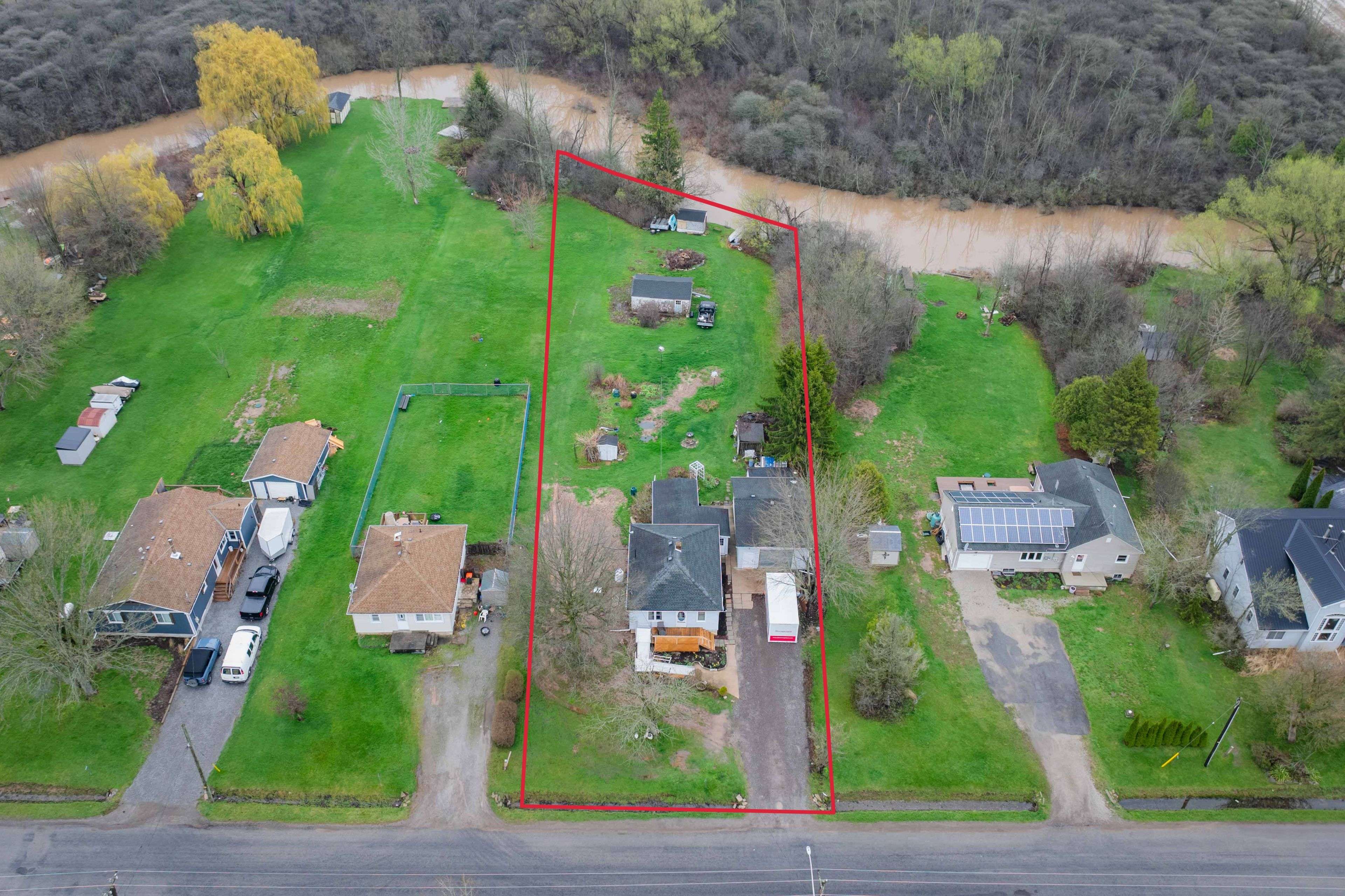 10364 Willodell RD, Niagara Falls, ON L0S 1K0