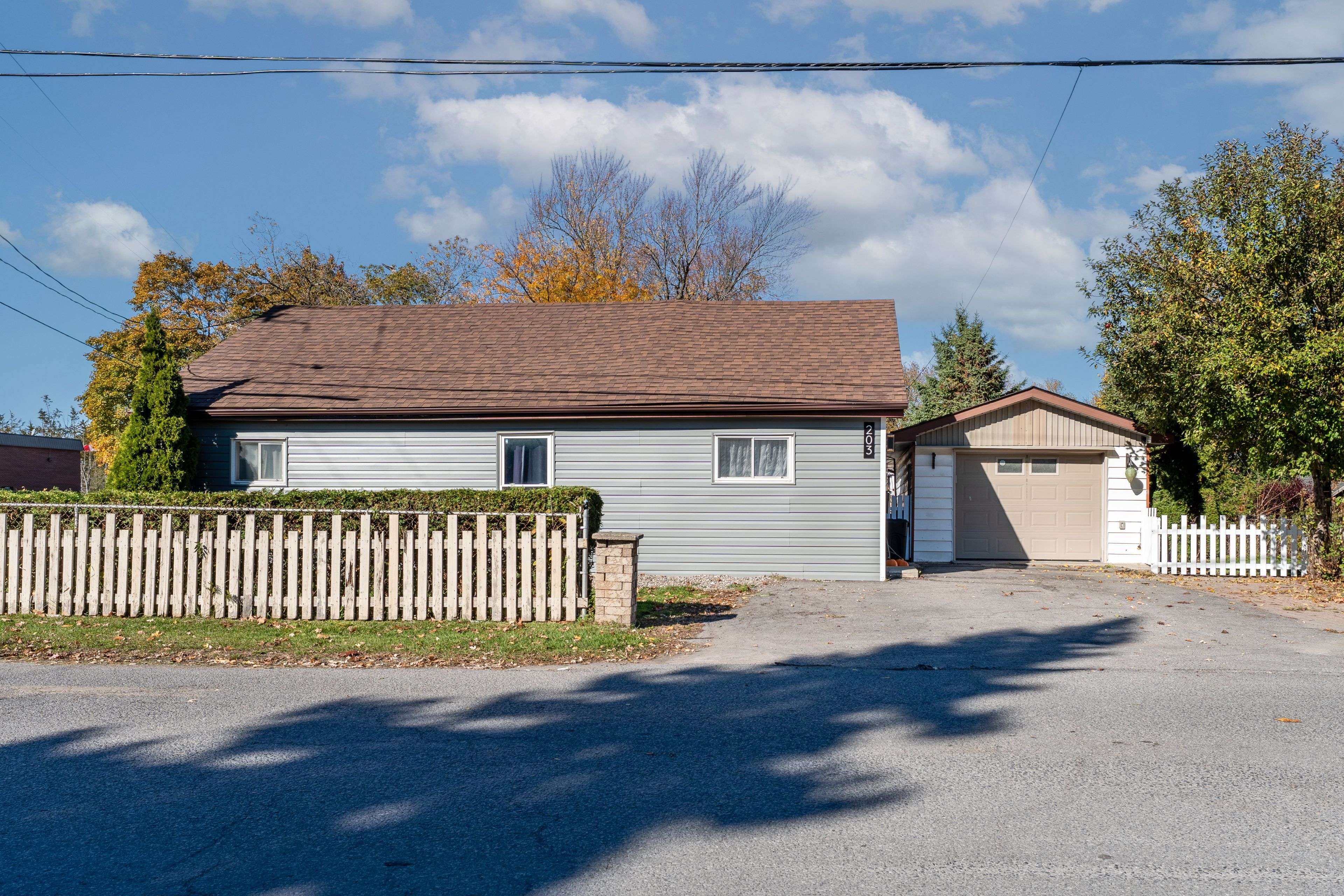203 Church ST, Greater Napanee, ON K7R 1C5