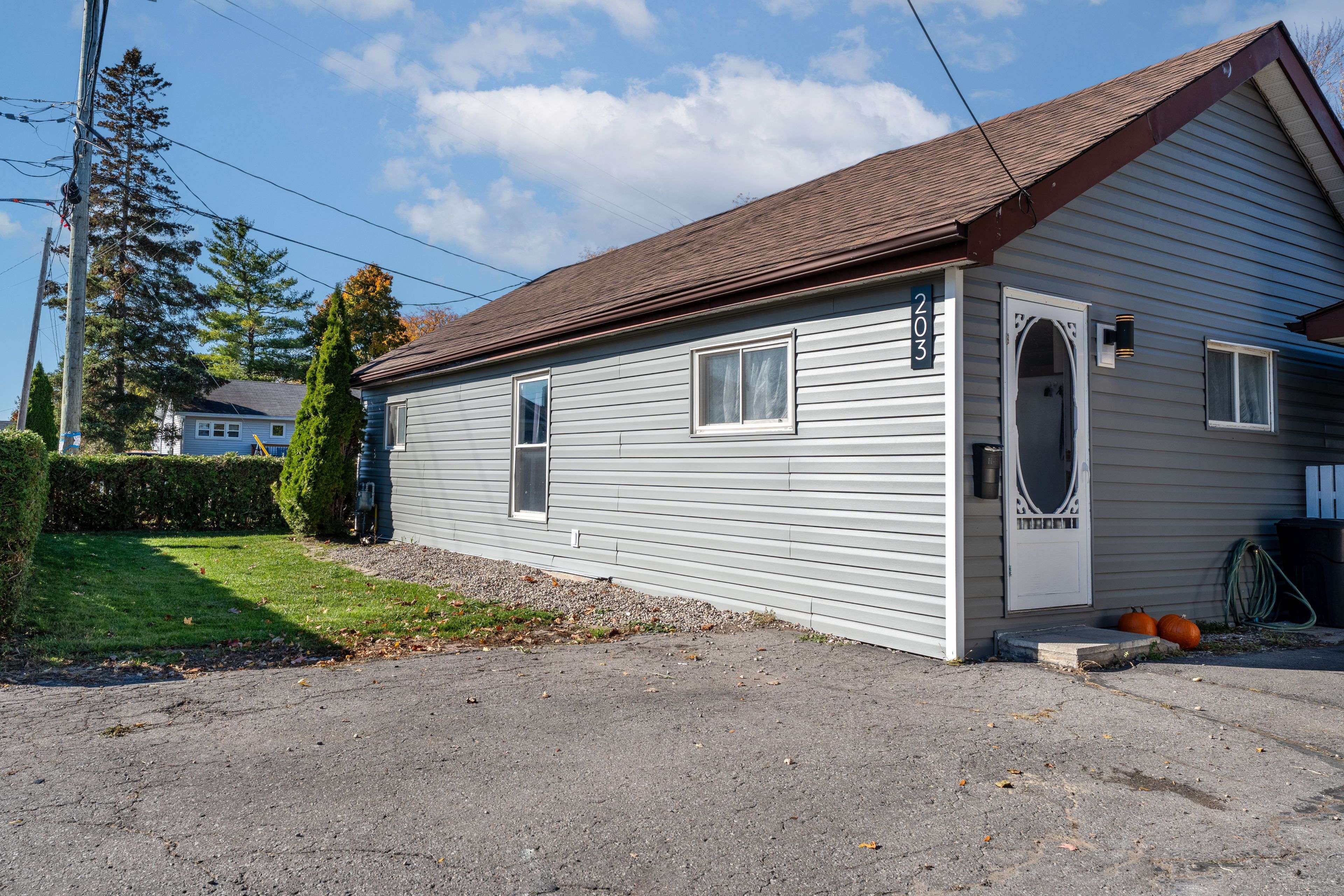 203 Church ST, Greater Napanee, ON K7R 1C5
