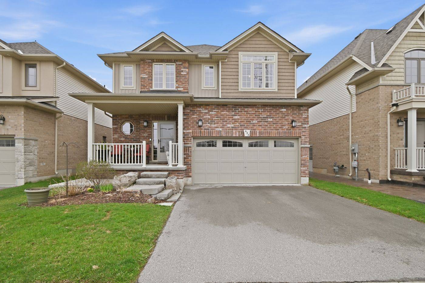 633 Winston RD, Grimsby, ON L3M 0H4