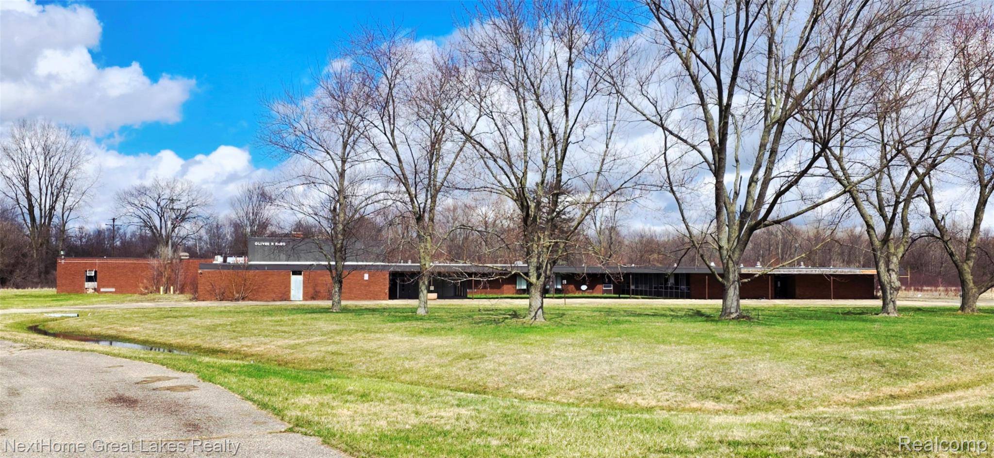 5340 N Genesee RD, Genesee Charter Township, MI 48506