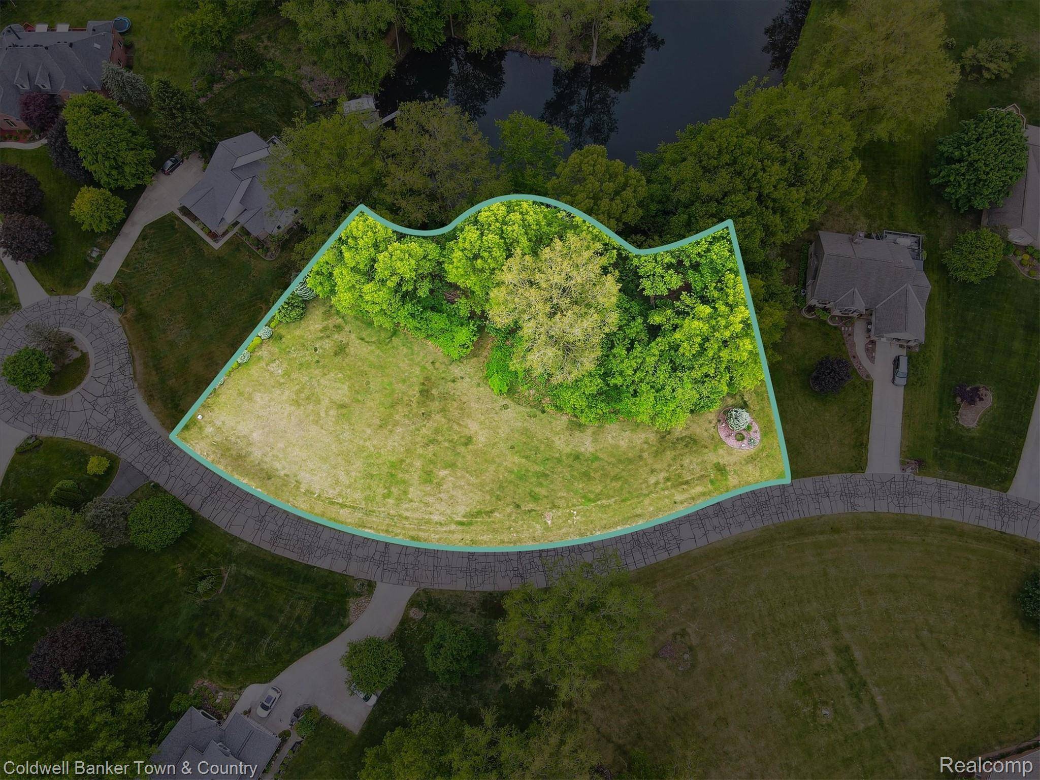 0 Mallards Landing, Highland Charter Township, MI 48357