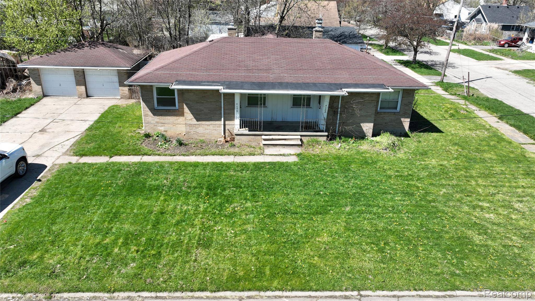 4602 Camden AVE, Flint, MI 48507