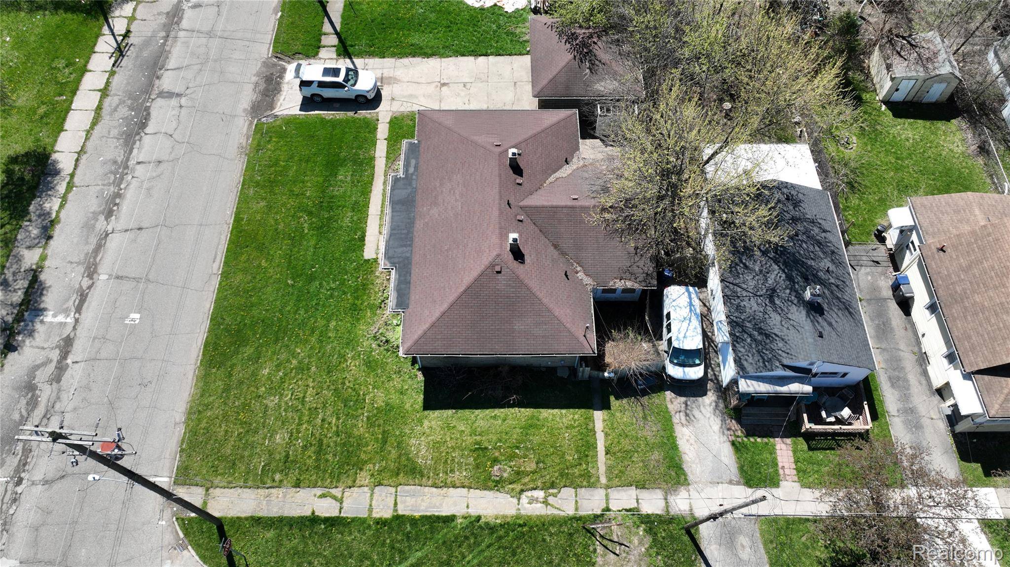 4602 Camden AVE, Flint, MI 48507