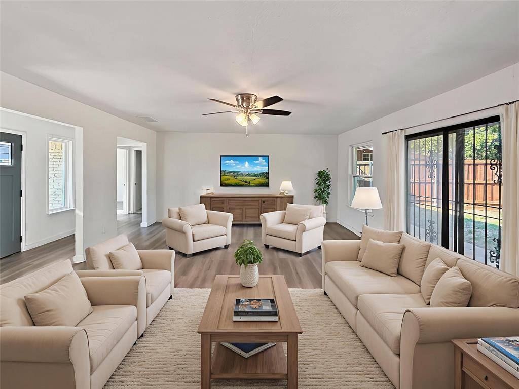 3549 Rio Grande Circle, Dallas, TX 75233