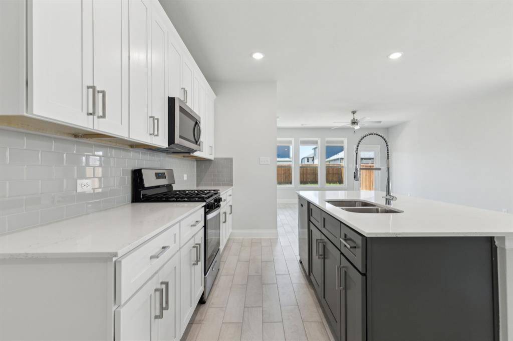 1218 Sydney Lane, Seagoville, TX 75159