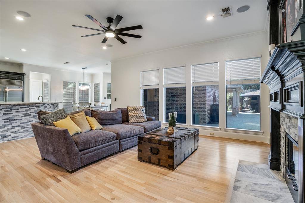 4701 Paxton Lane, Frisco, TX 75034