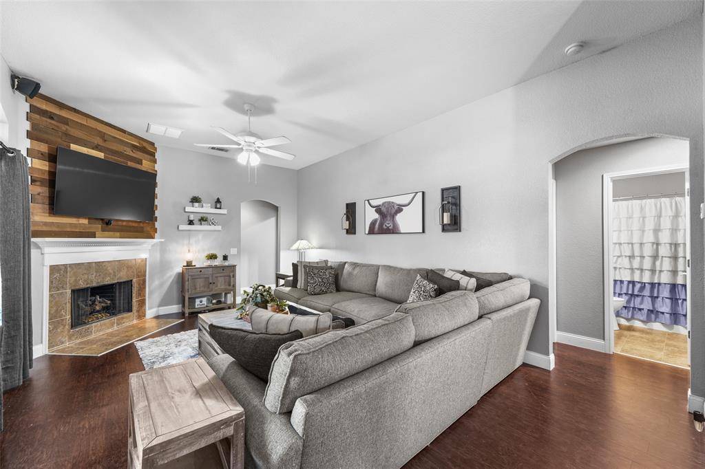 400 Welch Drive, Royse City, TX 75189