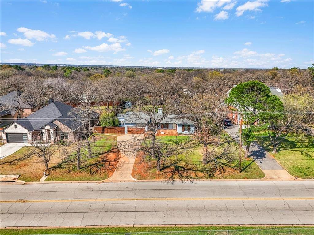 1313 W Sanford Street, Arlington, TX 76012