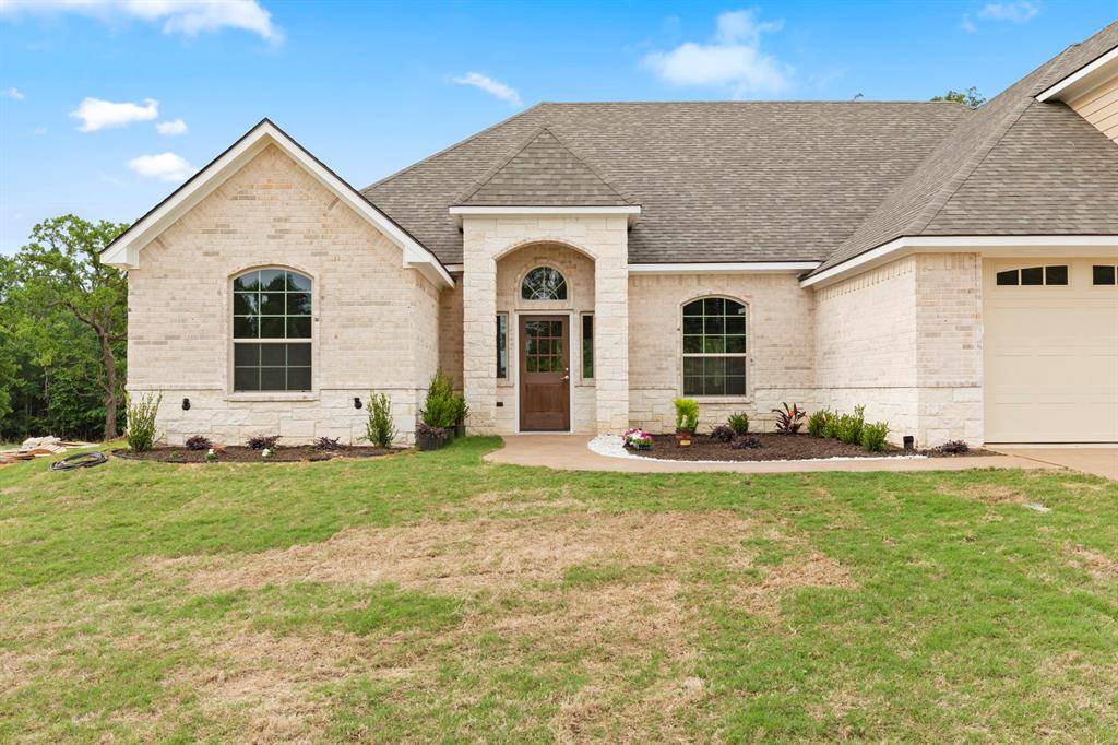 1616 Courtland Lane, Lindale, TX 75771