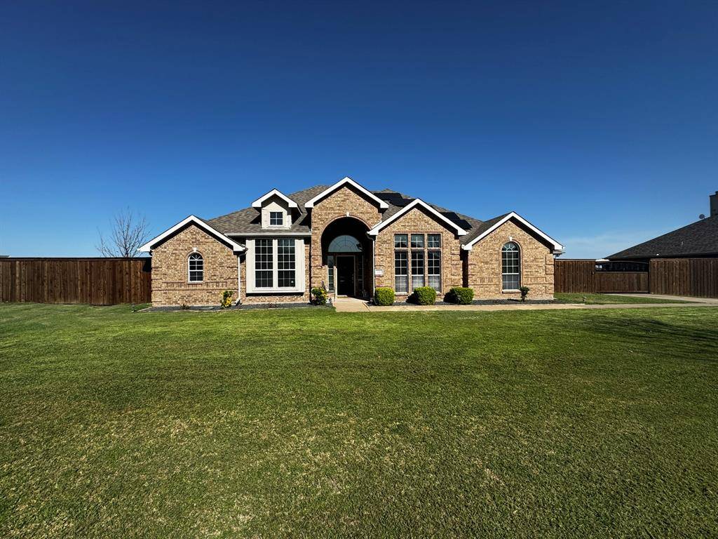 118 Chazlynn Court, Waxahachie, TX 75165