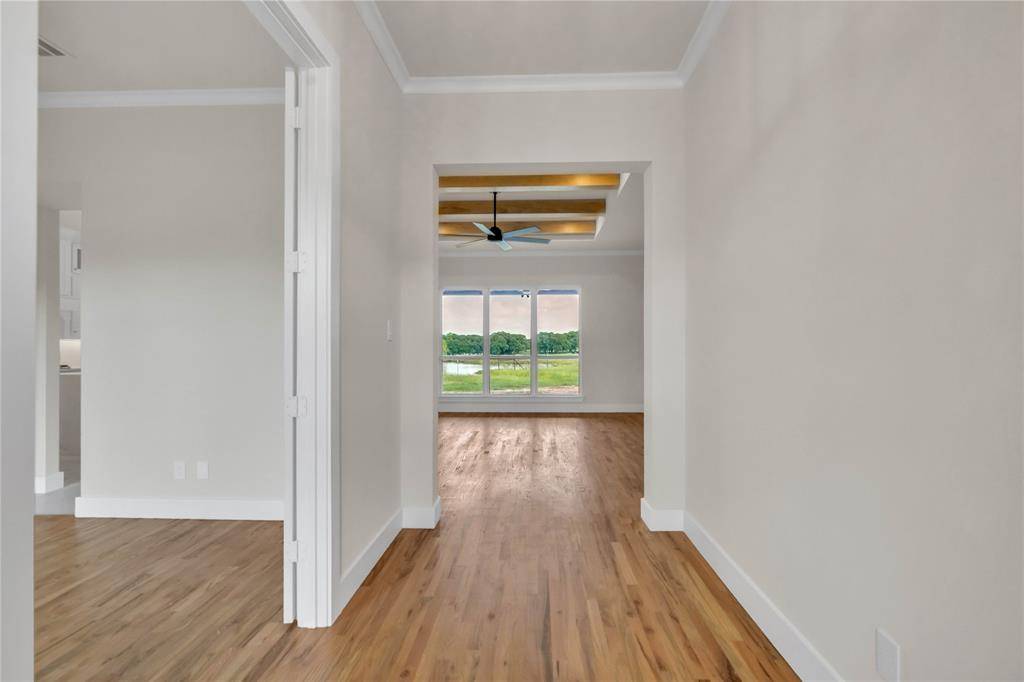 1028 Henry Way Road, Springtown, TX 76082