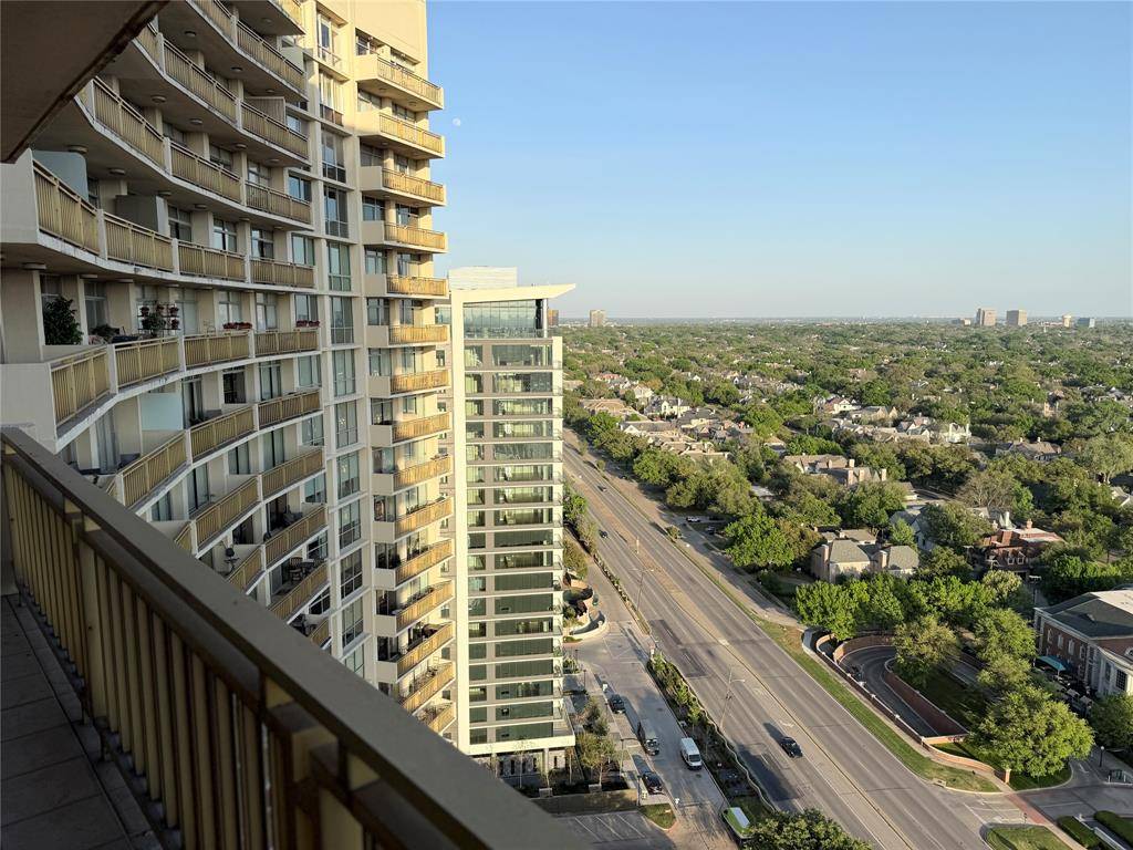 6211 W Northwest Highway #2401, Dallas, TX 75225