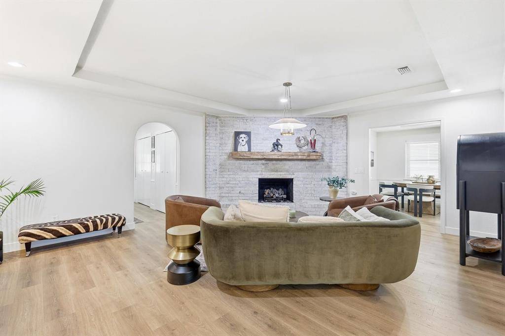 1519 Chisolm Trail, Lewisville, TX 75077