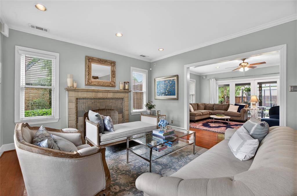 5446 Mercedes Avenue, Dallas, TX 75206