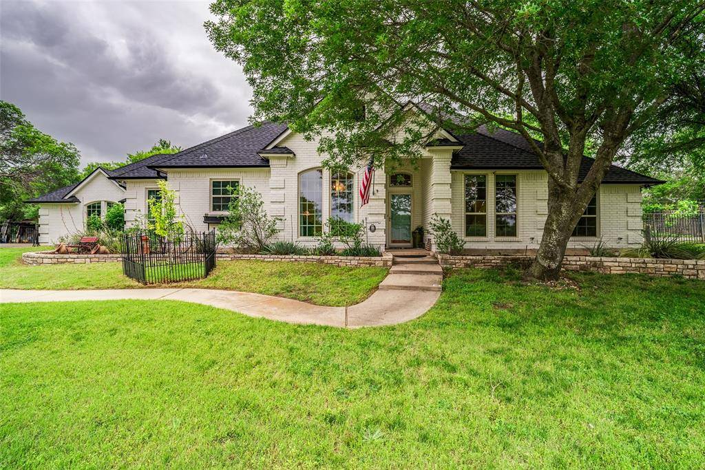 105 Derek Drive, Hudson Oaks, TX 76087