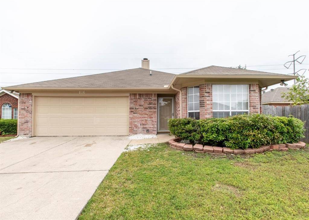 816 W Colony Drive, Arlington, TX 76001