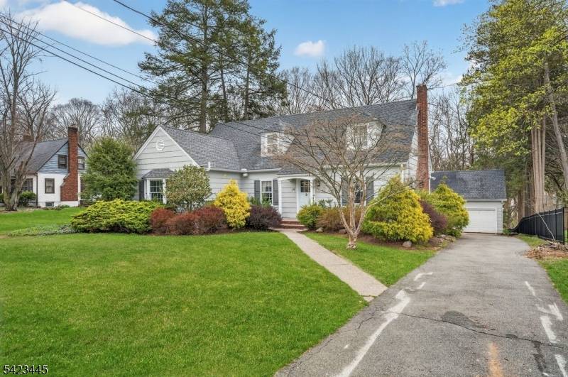 78 Orton Rd, West Caldwell Twp., NJ 07006