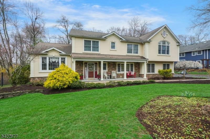 4 Salter Dr, Montville Twp., NJ 07045