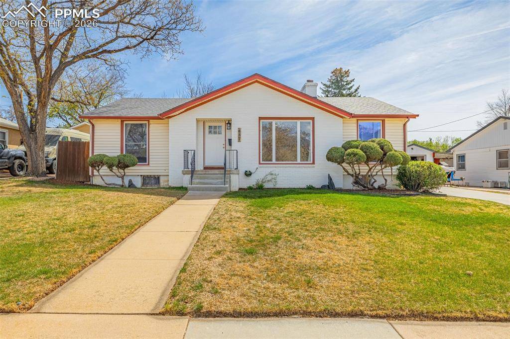 637 Glen Eyrie CIR, Colorado Springs, CO 80904