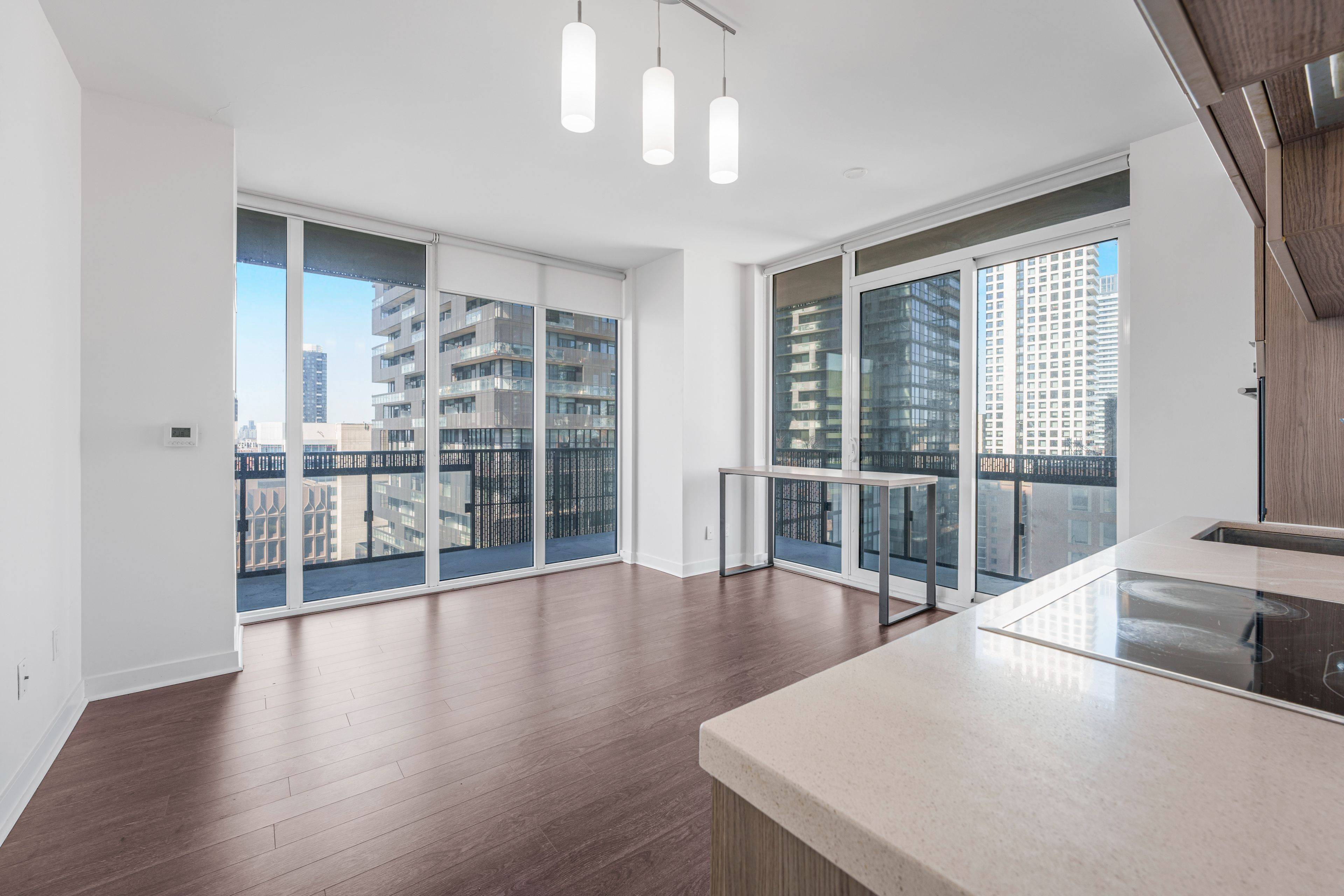 8 Eglinton AVE #1108, Toronto C10, ON M4P 1A6