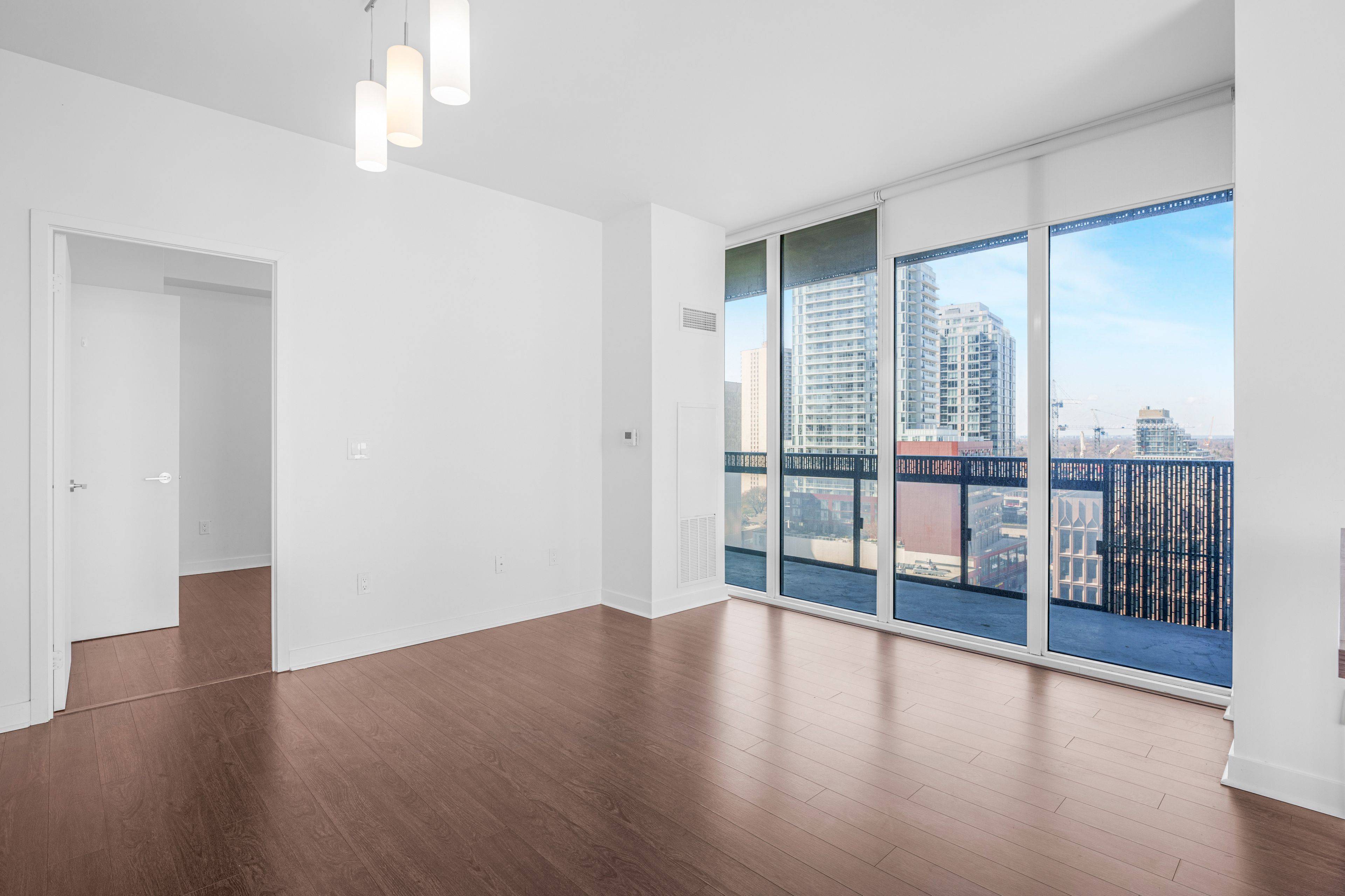 8 Eglinton AVE #1108, Toronto C10, ON M4P 1A6