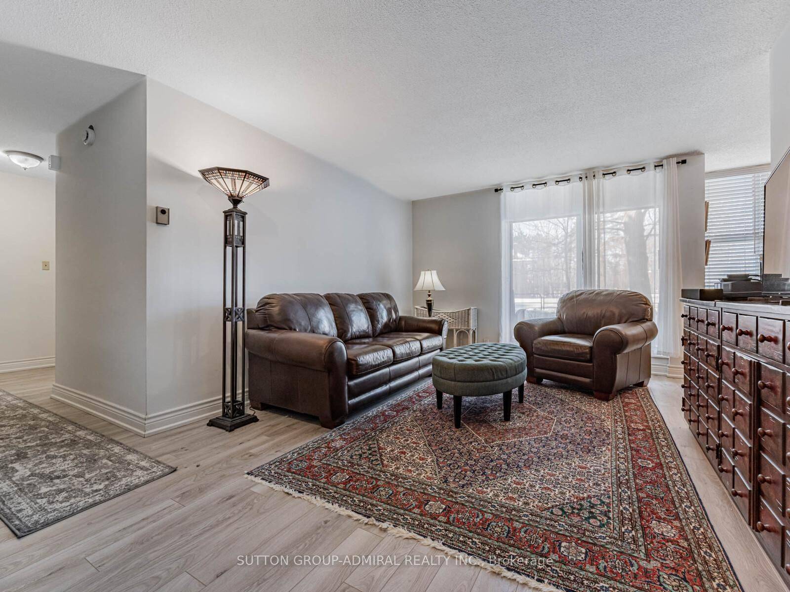 80 Inverlochy BLVD #108, Markham, ON L3T 4P3