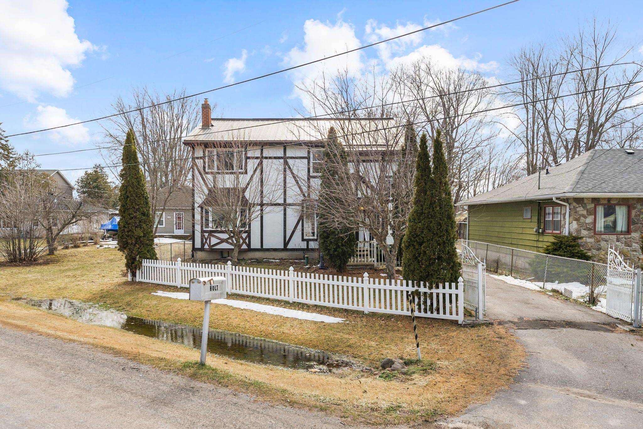 46 Isle Vista DR, Georgina, ON L0E 1N0