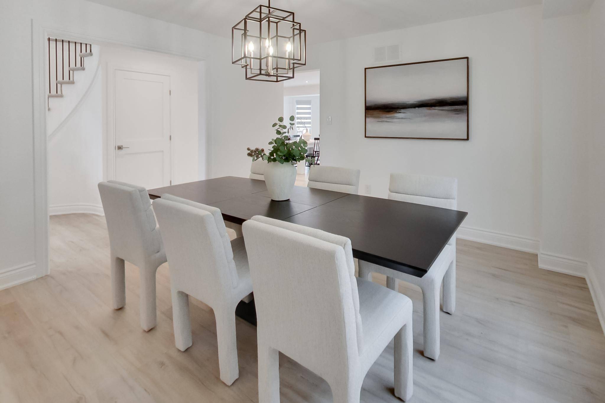 1124 Lansdown DR, Oakville, ON L6J 7N7